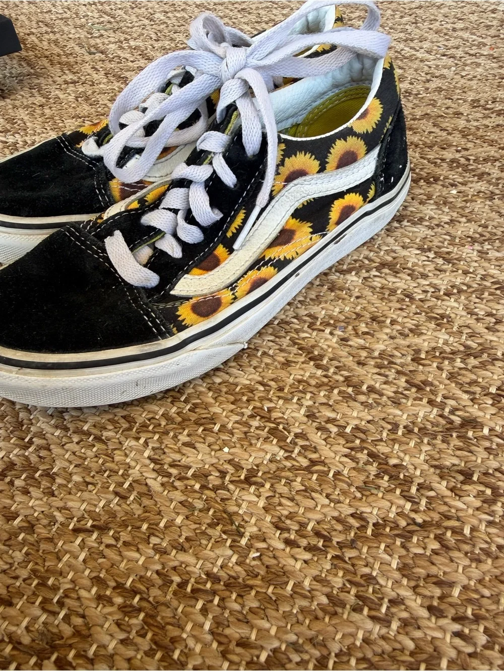 Vans Sunflower Low Tops Off The Wall Size 2 Kids Old Skool Skateboard School